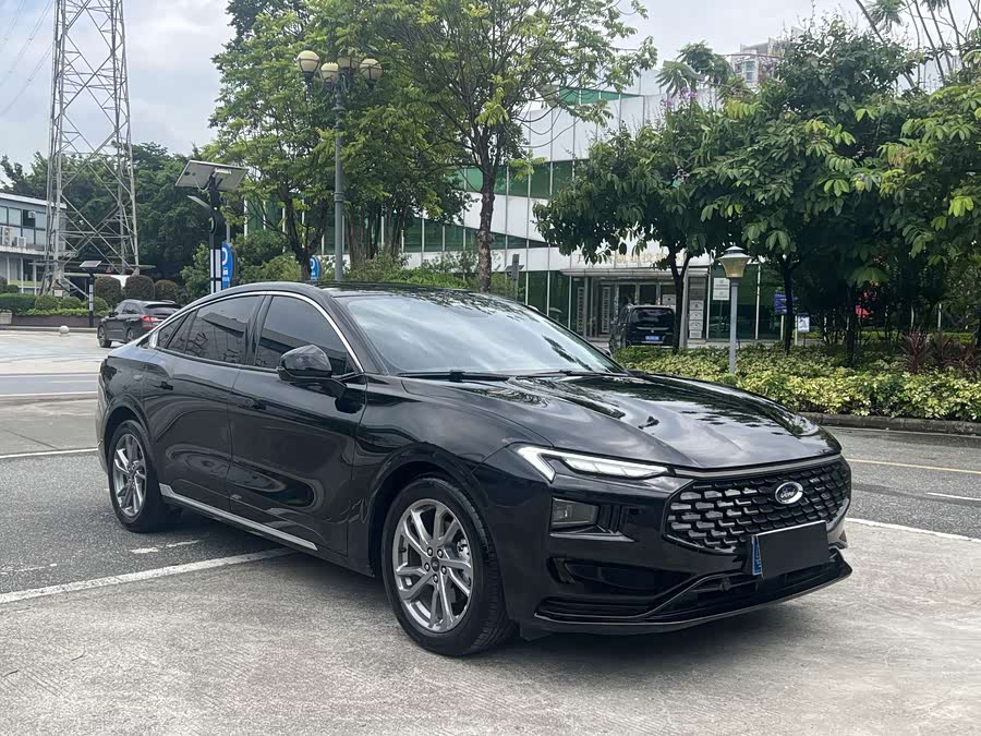 Mondeo 2023 EcoBoost 245 Luxury - zdjęcie 2