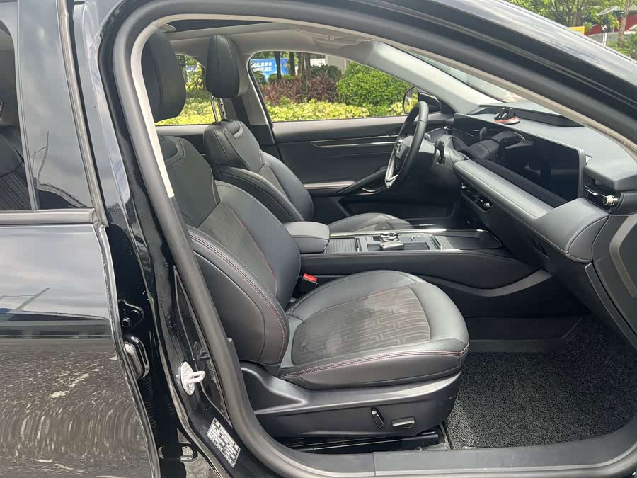 Mondeo 2023 EcoBoost 245 Luxury - zdjęcie 11