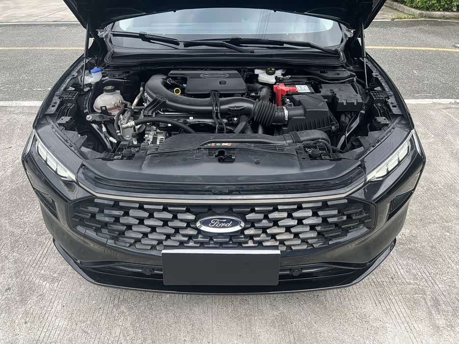 Mondeo 2023 EcoBoost 245 Luxury - zdjęcie 4