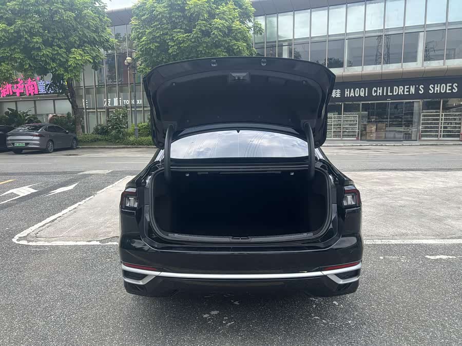 Mondeo 2023 EcoBoost 245 Luxury - zdjęcie 8