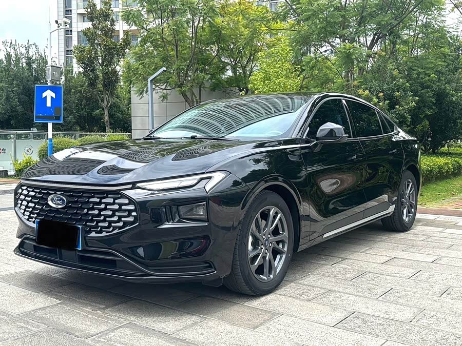 Mondeo 2025 1.5T EcoBoost Luxury - zdjęcie 1