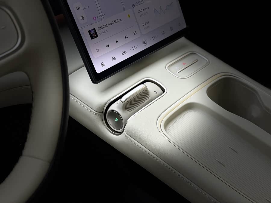 NIO ES6 2023 75kWh - zdjęcie 10