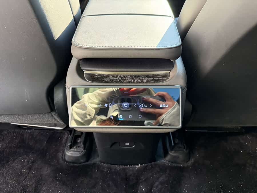 NIO ES6 2025 75kWh - zdjęcie 9