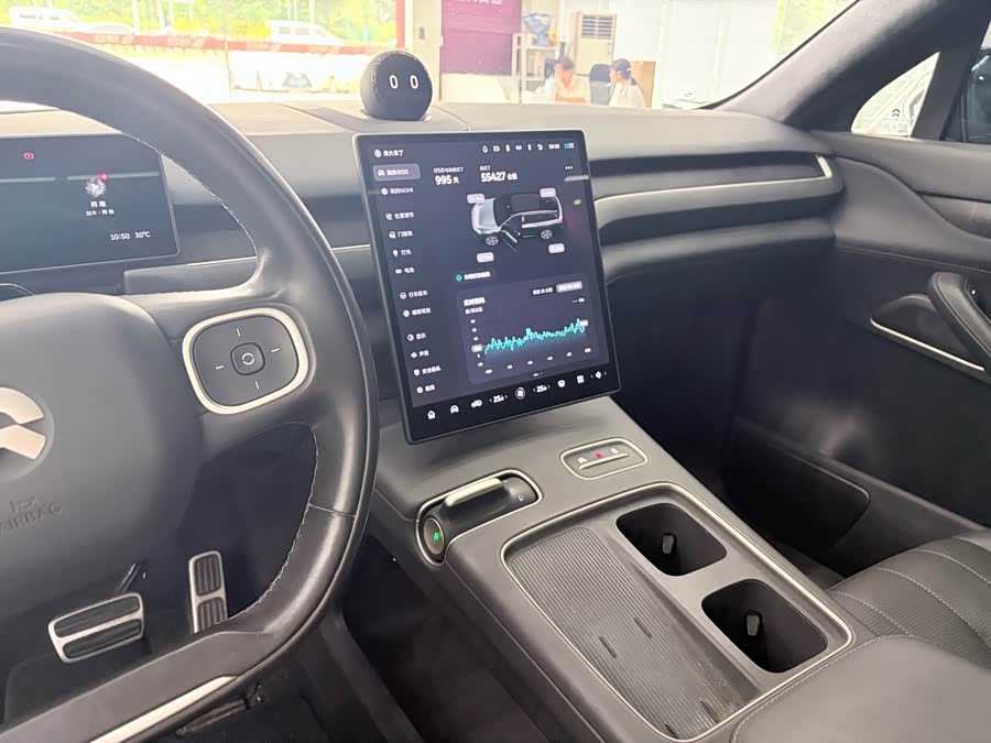 NIO ES8 2023 75kWh - zdjęcie 20
