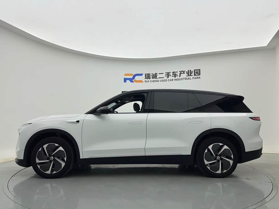 NIO ES8 2023 75kWh - zdjęcie 3