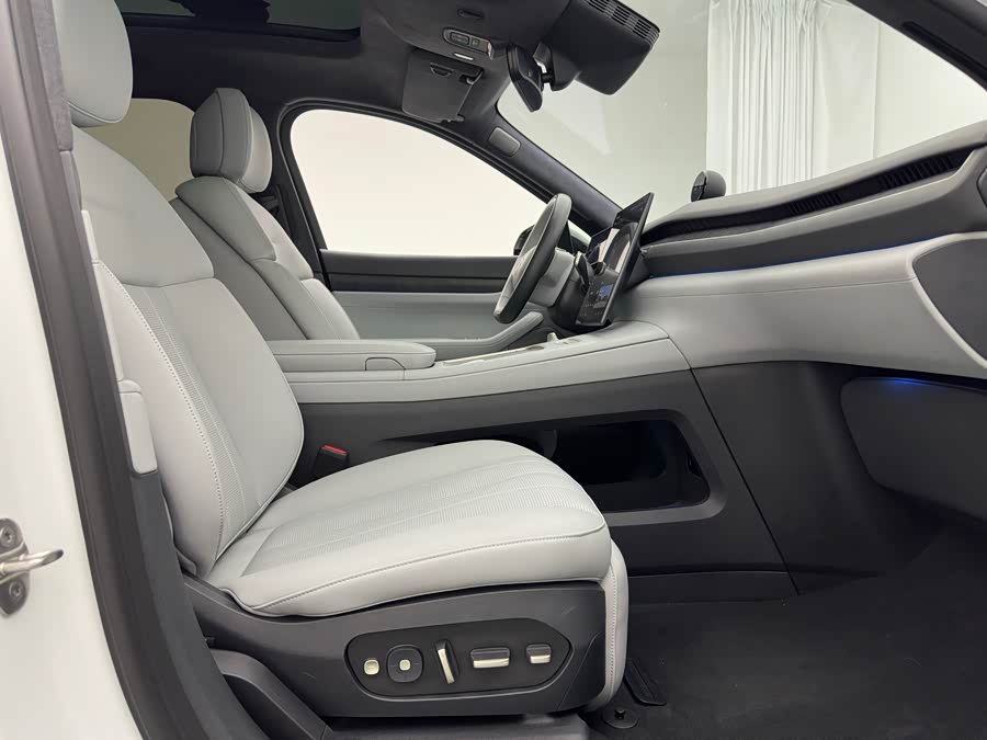 NIO ES8 2023 75kWh - zdjęcie 9