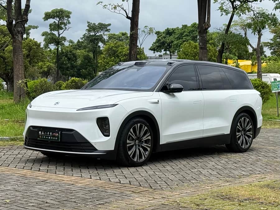 NIO ES8 2024 75kWh Executive Edition