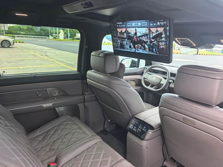 NIO ES8 2026 Seven-seat Executive Luxury Edition - zdjęcie 17