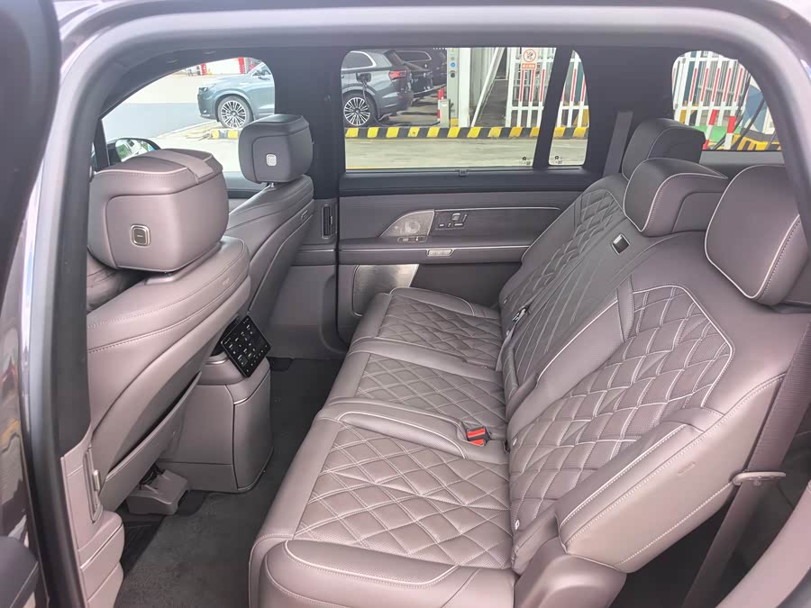NIO ES8 2026 Seven-seat Executive Luxury Edition - zdjęcie 3