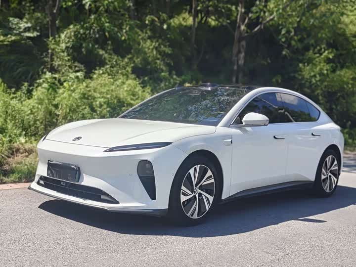 NIO ET5 2022 75kWh - zdjęcie 11