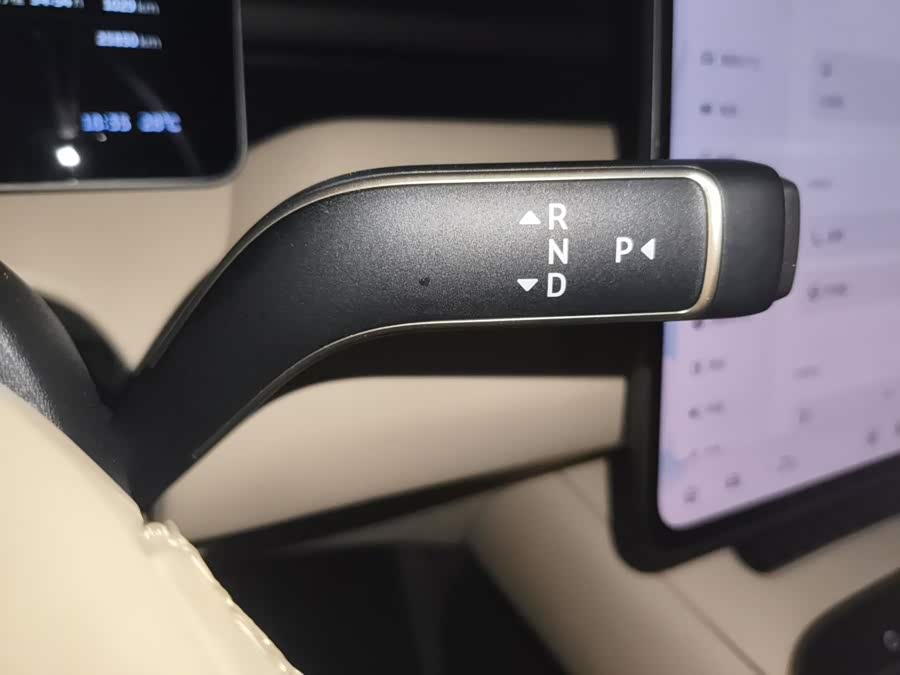 NIO ET5 2025 75kWh - zdjęcie 10