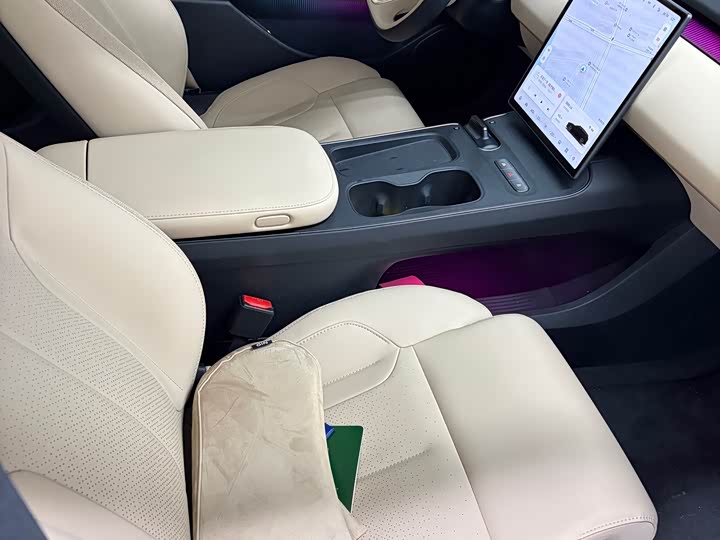 NIO ET5T 2024 75kWh Touring - zdjęcie 15