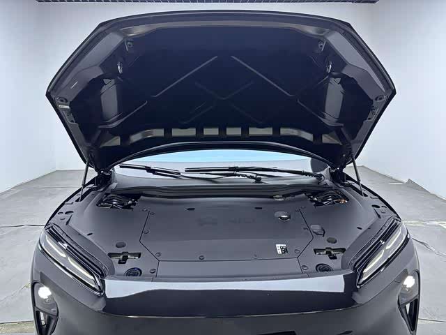 NIO ET5T 2024 75kWh Touring - zdjęcie 8