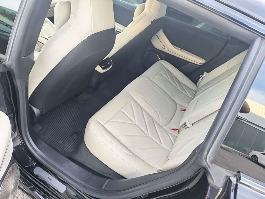 NIO ET5T 2025 75kWh Touring - zdjęcie 12