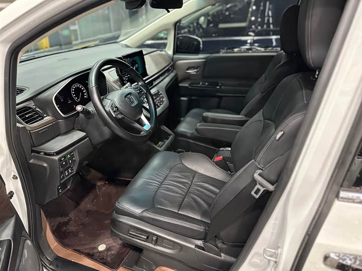 Odyssey 2024 2.0L e:HEV Sharp·Enjoy Edition - zdjęcie 17