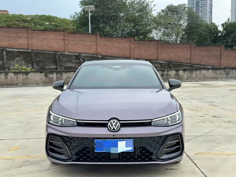Passat 2025 Pro 380TSI Starry Dragon Edition - zdjęcie 2