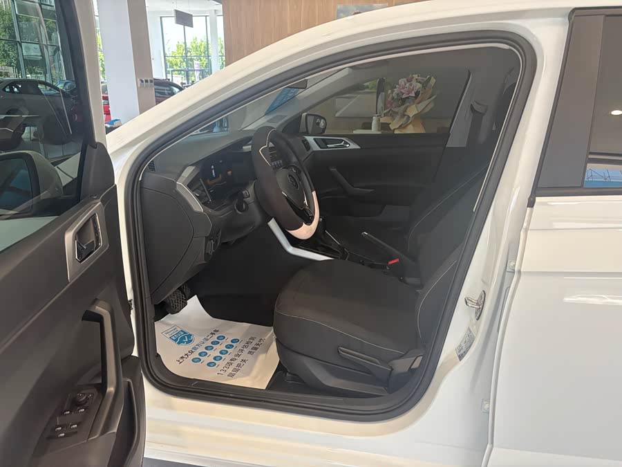 Polo 2023 Plus 1.5L Auto Panoramic Enjoyment - zdjęcie 6