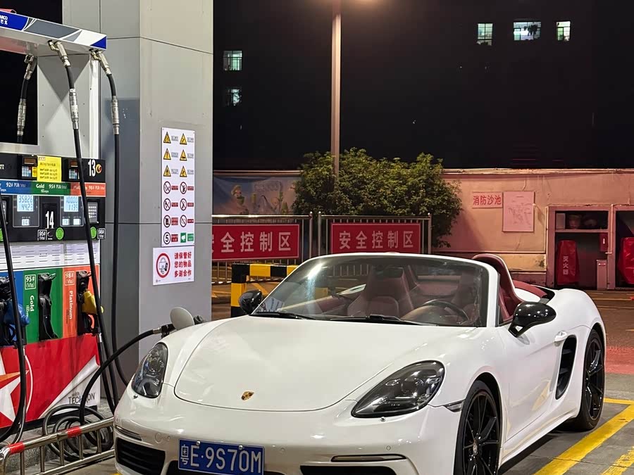 Porsche 718 2022 Boxster 2.0T - zdjęcie 1