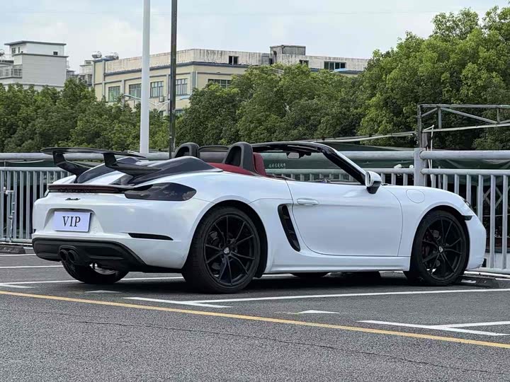 Porsche 718 2022 Boxster 2.0T - zdjęcie 17