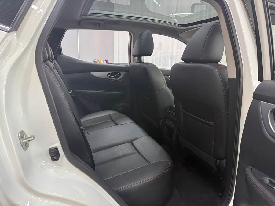 Qashqai 2023 Classic 2.0L CVT XV Premium Intelligent Edition - zdjęcie 13