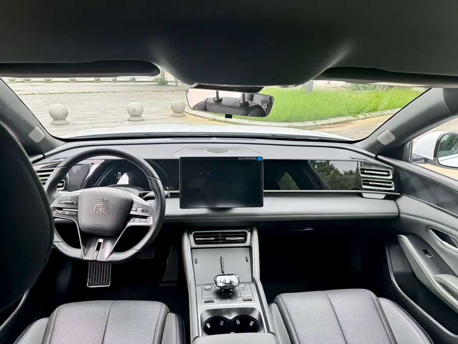 Qin L 2024 DM-i 80KM Super - zdjęcie 5