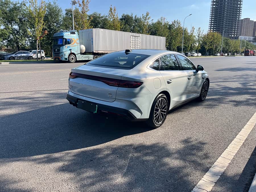 Qin L 2025 DM-i Intelligent Driving 120KM Excellence - zdjęcie 20