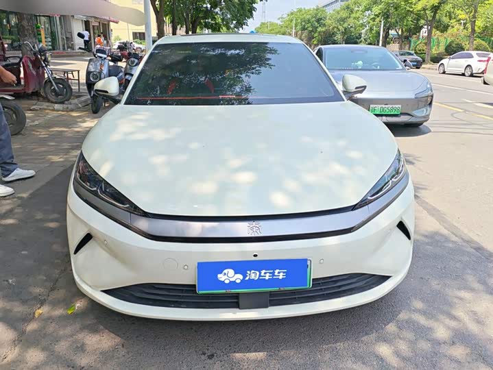 Qin L 2025 EV 470KM Leading - zdjęcie 18