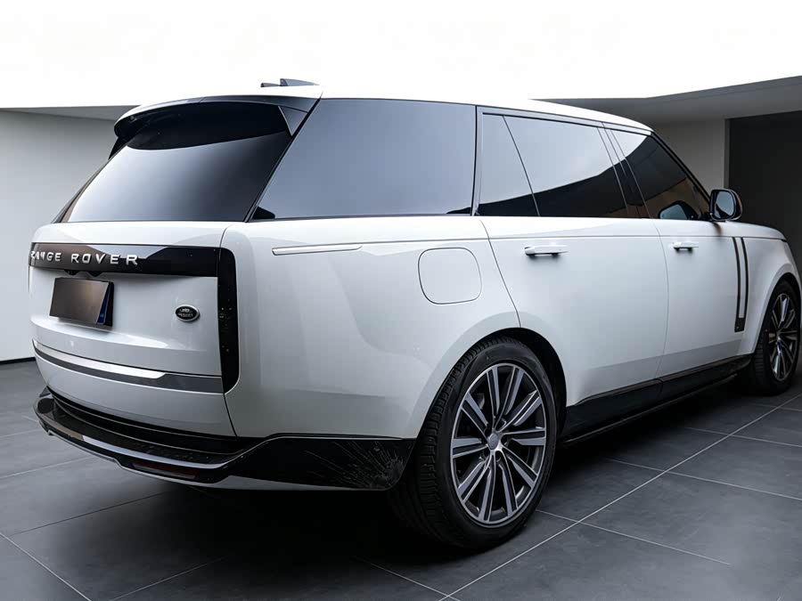 Range Rover 2024 3.0 L6 400PS Exemplary Long Version - zdjęcie 5