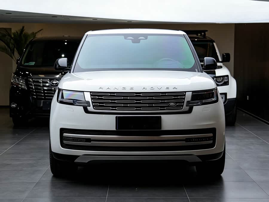Range Rover 2024 3.0 L6 400PS Exemplary Long Version - zdjęcie 9