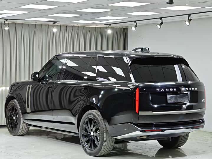 Range Rover 2024 3.0 L6 400PS Long Wheelbase Seven-Seater - zdjęcie 17