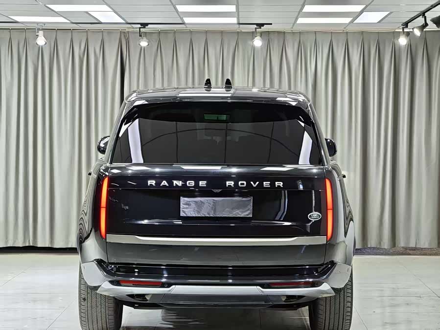 Range Rover 2024 3.0 L6 400PS Long Wheelbase Seven-Seater - zdjęcie 9