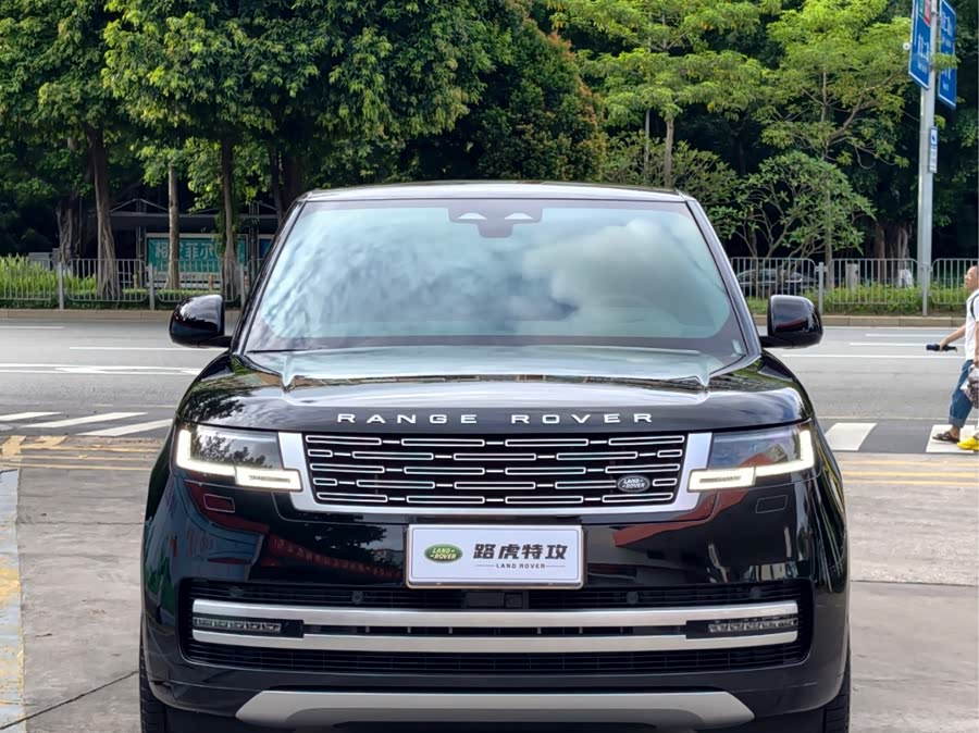 Range Rover 2025 3.0 L6 400PS Long Wheelbase - zdjęcie 2