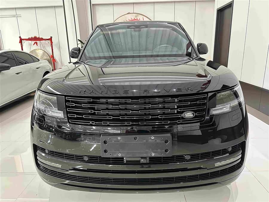 Range Rover 2025 3.0 L6 400PS Long Wheelbase - zdjęcie 2