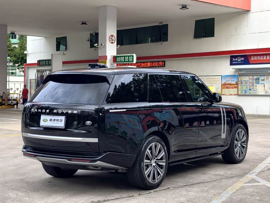 Range Rover 2025 3.0 L6 400PS Long Wheelbase - zdjęcie 10