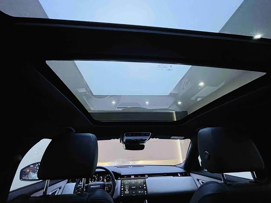 Range Rover Velar 2024 Dynamic SE - zdjęcie 13