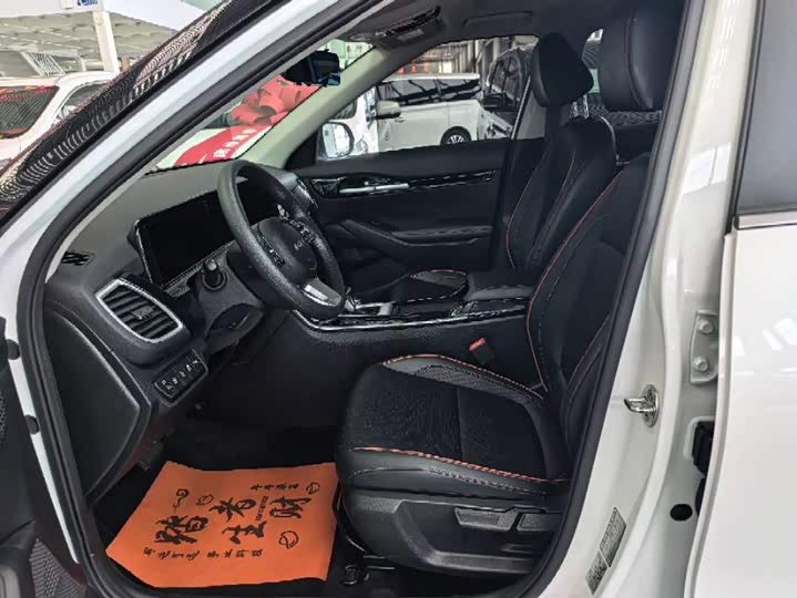 Saitus 2023 1.5L CVT Luxury - zdjęcie 17