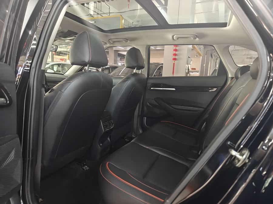 Saitus 2023 1.5L CVT Luxury - zdjęcie 7