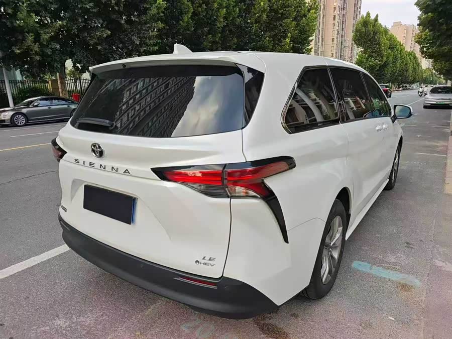 Sienna 2026 2.5L Hybrid 2WD Comfort - zdjęcie 9