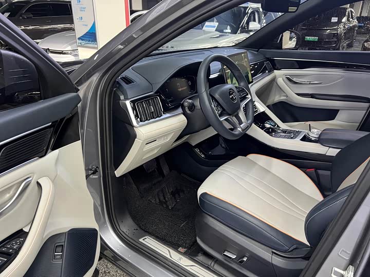 Song PLUS New Energy 2021 DM-i 110KM Flagship PLUS - zdjęcie 19