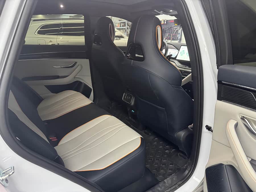 Song PLUS New Energy 2023 Champion Edition EV 520KM Premium - zdjęcie 10