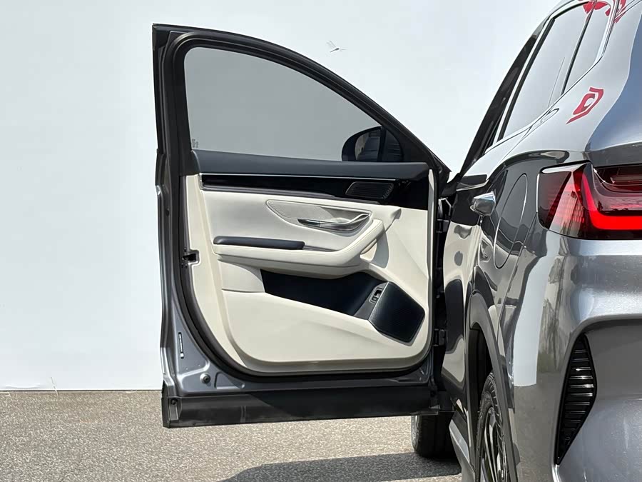 Song PLUS New Energy 2024 Honor Edition DM-i 150km Flagship PLUS - zdjęcie 17