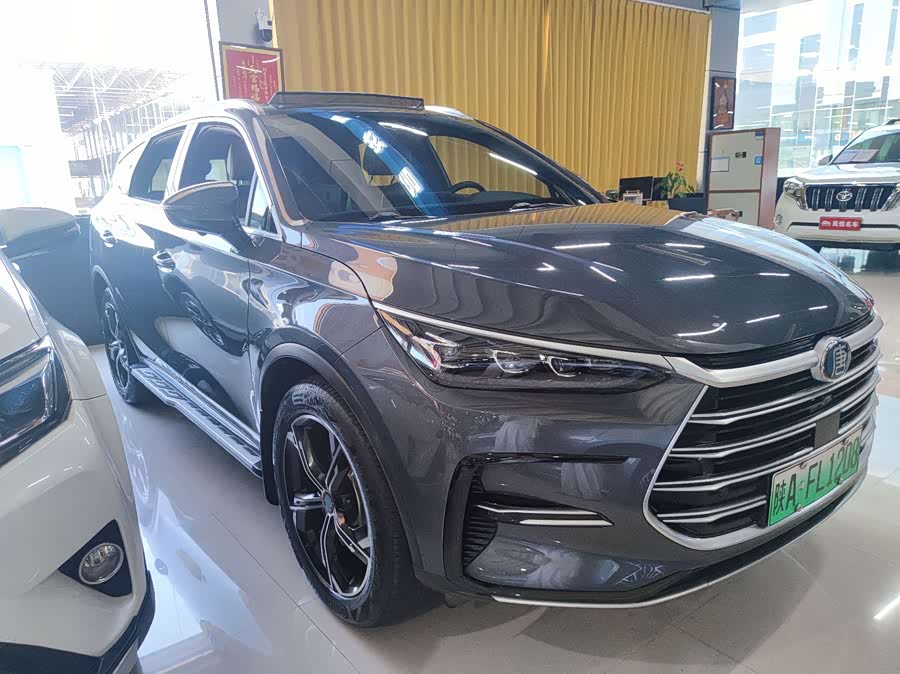 Tang New Energy 2021 DM-i 112KM Honor Type - zdjęcie 17