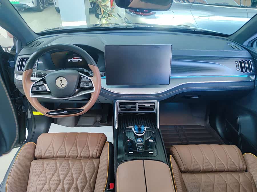 Tang New Energy 2021 DM-i 112KM Honor Type - zdjęcie 5