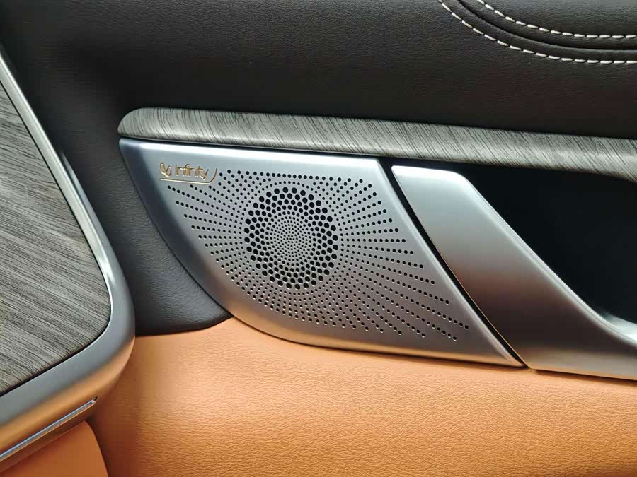 Tank 500 2022 3.0T Sport Edition - zdjęcie 9