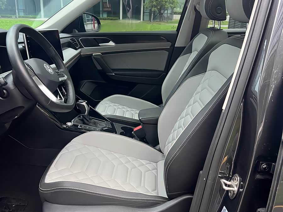 Tayron 2023 280TSI 2WD Luxury Plus Advanced - zdjęcie 16