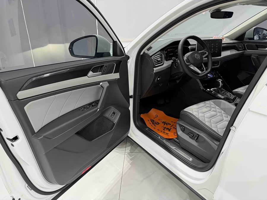 Tayron 2023 280TSI 2WD Luxury Plus Advanced - zdjęcie 7
