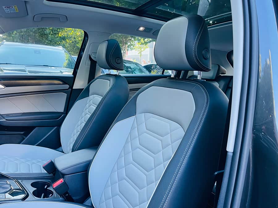 Tayron 2023 330TSI Two-Wheel Drive Luxury Plus Advanced Edition - zdjęcie 11