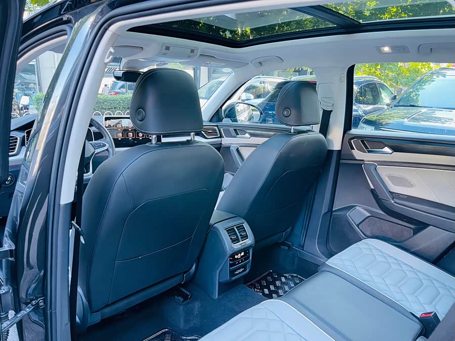 Tayron 2023 330TSI Two-Wheel Drive Luxury Plus Advanced Edition - zdjęcie 17