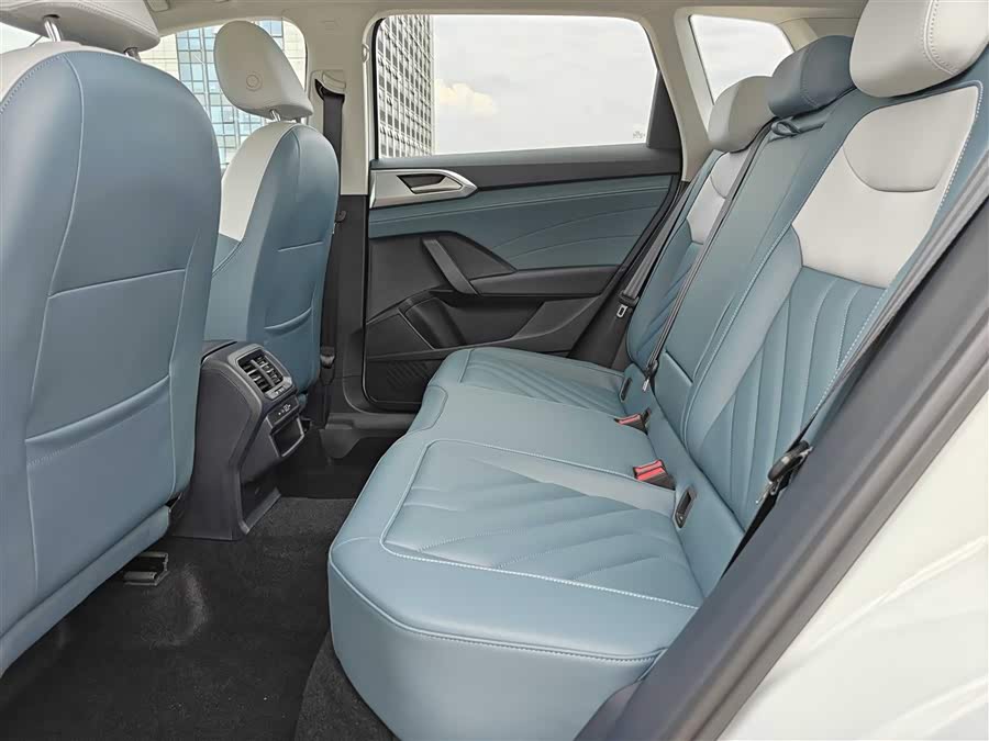 Tayron 2024 300TSI 2WD Monthly Honor Version - zdjęcie 11