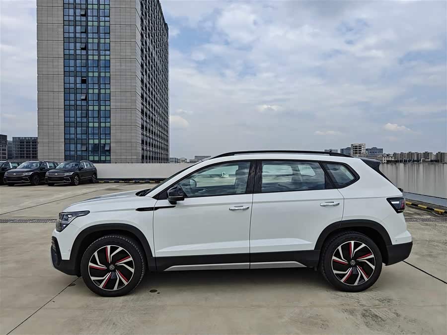Tayron 2024 300TSI 2WD Monthly Honor Version - zdjęcie 8